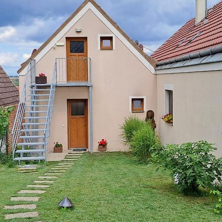 Villa U Jecminka Hlohovec Exterior foto